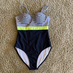 Old Navy one piece swimsuit